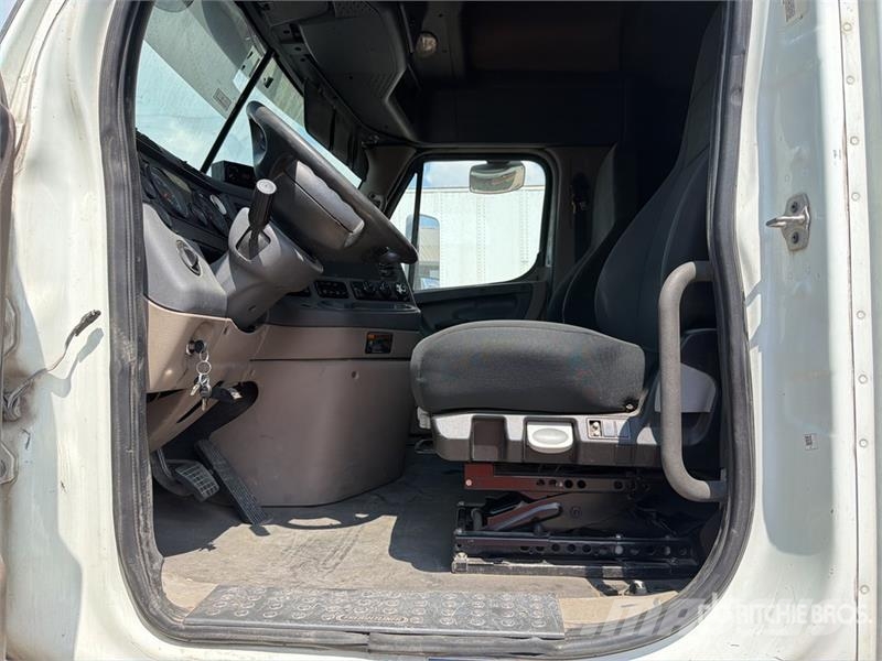 Freightliner Cascadia 125 6x4 Tractocamion con Dormitorio / T/A Cabezas tractoras