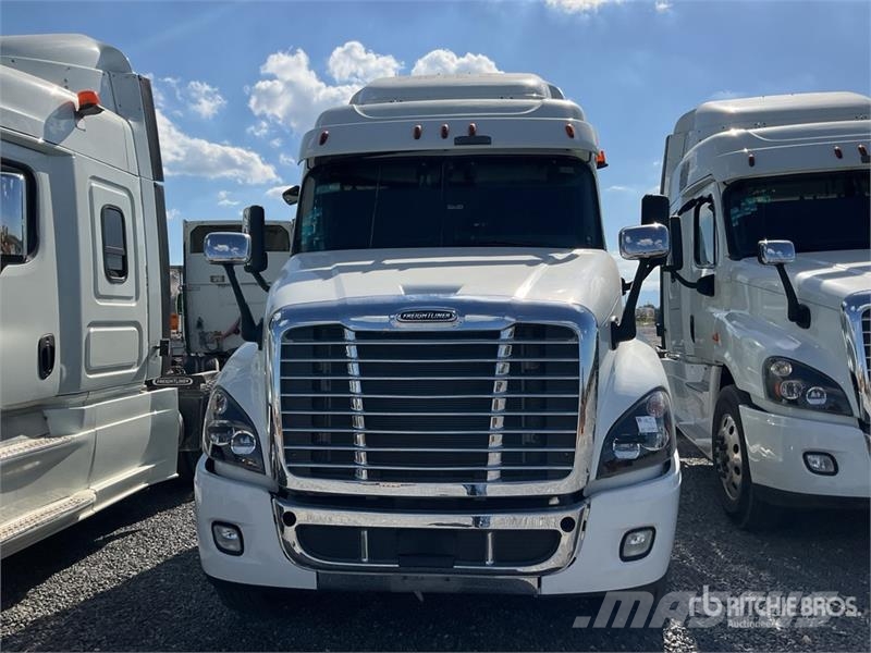 Freightliner Cascadia 125 Cabezas tractoras