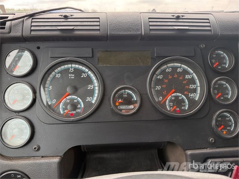 Freightliner Cascadia 125 曳引機組件