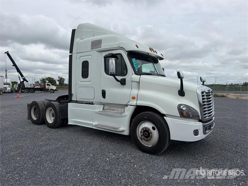 Freightliner Cascadia 125 Sadulveokid