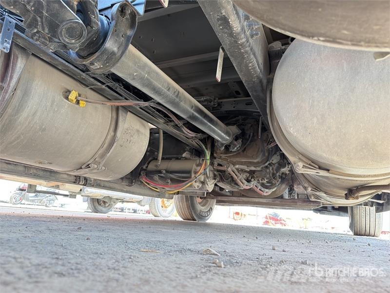 Freightliner Cascadia 125 6x2 Tractocamion con Dormitorio / T/A Cabezas tractoras