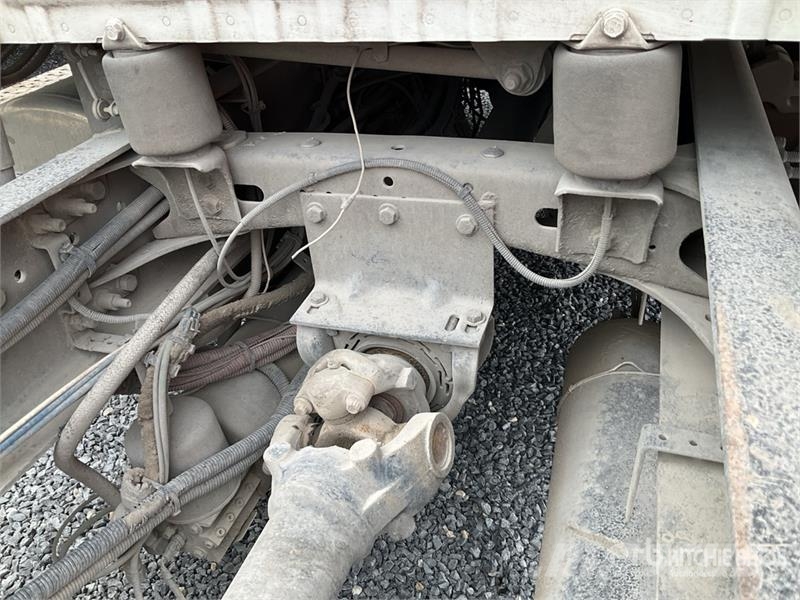 Freightliner Cascadia 125 6x4 Tractocamion con Dormitorio / T/A Motrici e Trattori Stradali
