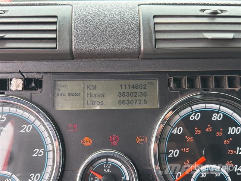 Freightliner Cascadia 125 6x4 Tractocamion con Dormitorio / T/A Sattelzugmaschinen