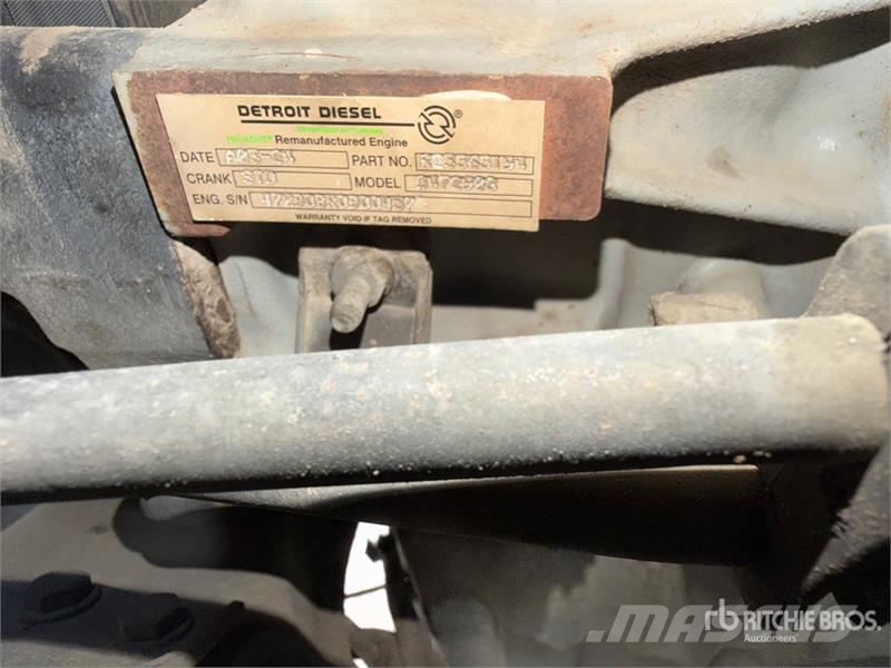 Freightliner Cascadia 125 6x4 Tractocamion con Dormitorio / T/A Cabezas tractoras