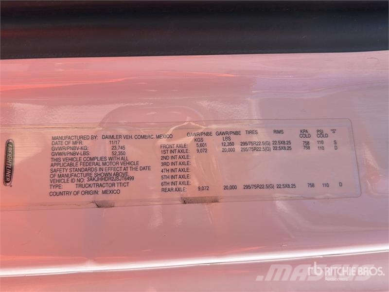 Freightliner Cascadia 126 6x4 Tractocamion con Dormitorio / T/A Tracteur routier