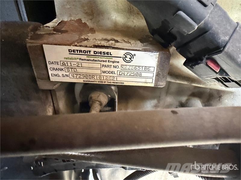 Freightliner Cascadia 125 6x4 Tractocamion con Dormitorio / T/A Cabezas tractoras
