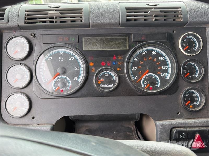 Freightliner Cascadia 125 曳引機組件
