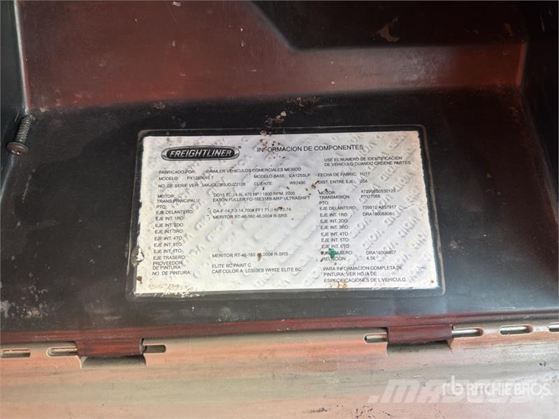 Freightliner Cascadia 125 6x4 Tractocamion con Dormitorio / T/A Cabezas tractoras