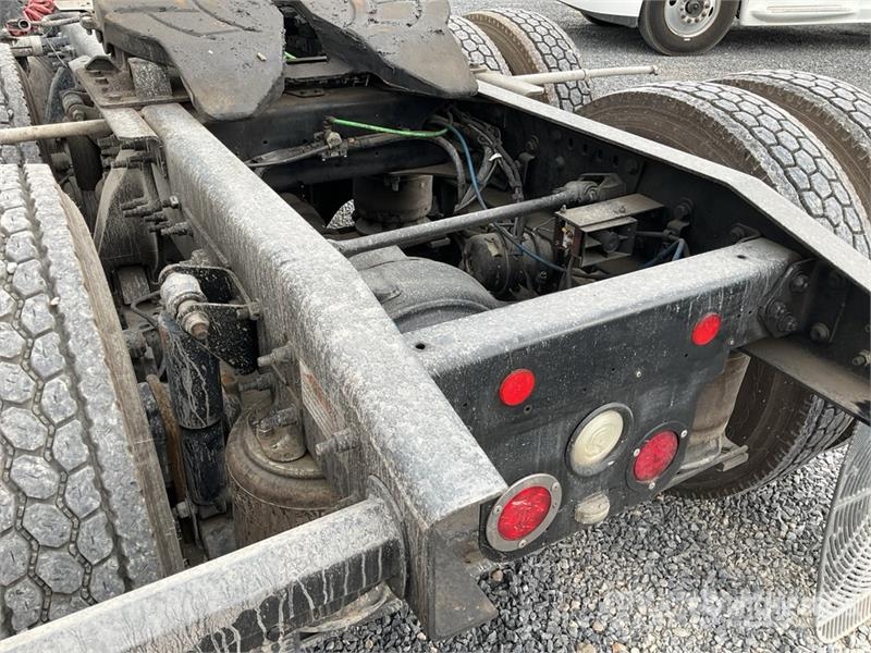 Freightliner Cascadia 125 Truck Tractor Units