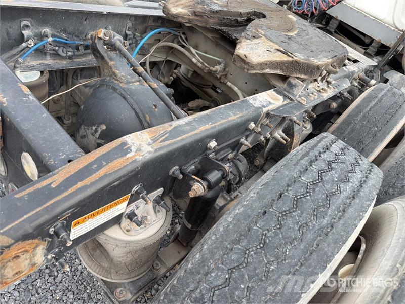 Freightliner Cascadia 125 6x4 Tractocamion con Dormitorio / T/A Sattelzugmaschinen