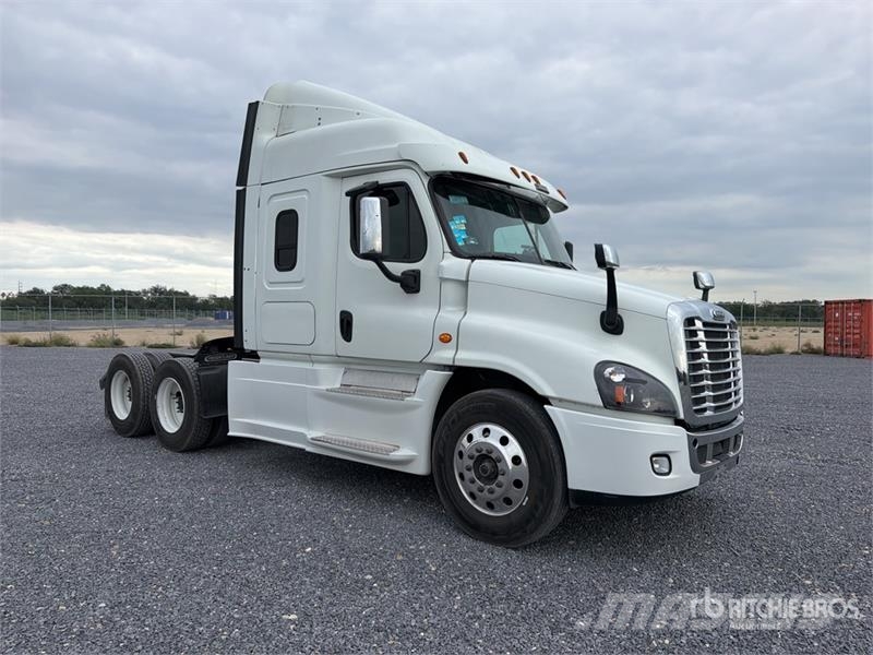 Freightliner Cascadia 125 Truck Tractor Units