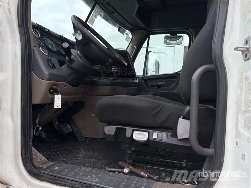 Freightliner Cascadia 125 曳引機組件