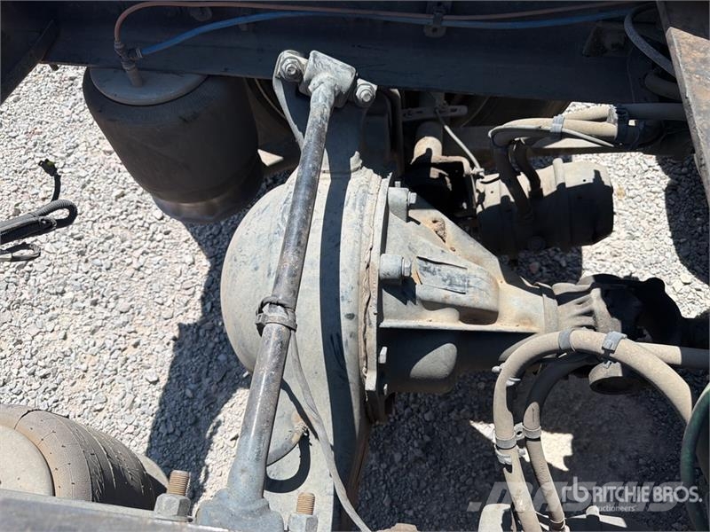 Freightliner Cascadia 126 6x4 Tractocamion con Dormitorio / T/A Tracteur routier
