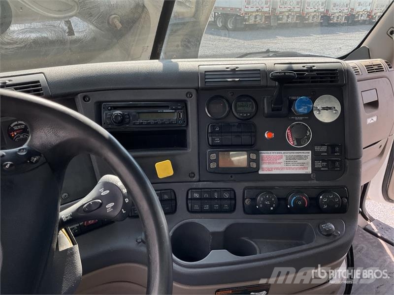 Freightliner Cascadia 20000 L 6x4 Camion Pipa de Agua / Water T Ūdens mašīnas