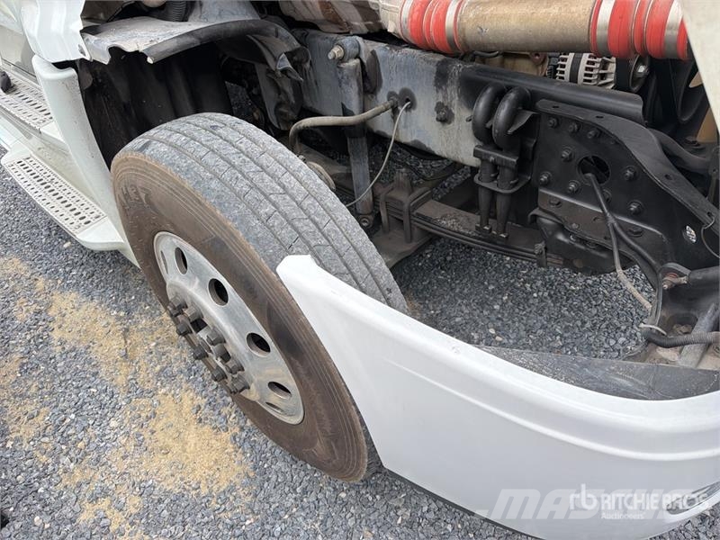 Freightliner Cascadia 125 Truck Tractor Units