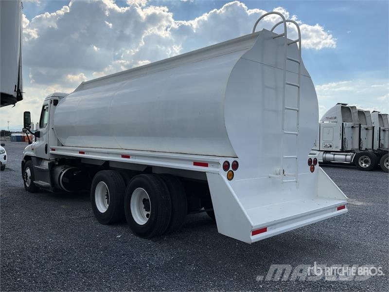 Freightliner Cascadia 20000 L 6x4 Camion Pipa de Agua / Water T Ūdens mašīnas