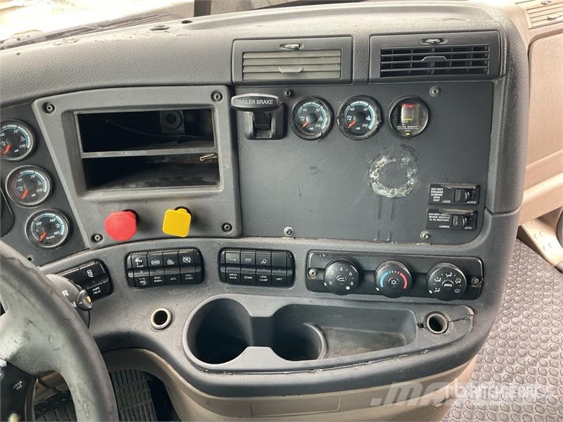 Freightliner Cascadia 125 Vlačilci