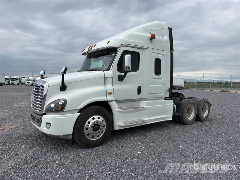 Freightliner Cascadia 125 曳引機組件