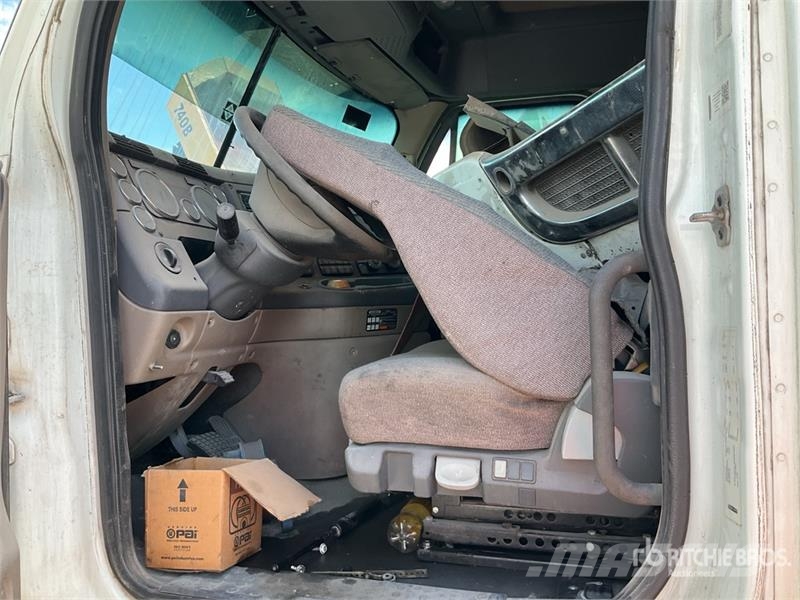 Freightliner Cascadia 125 Tractocamion con Dormitorio / T/A Sle Tractor Units