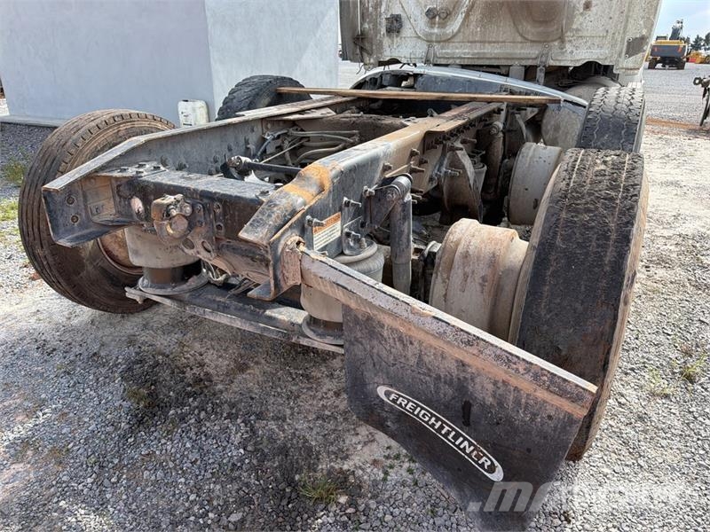 Freightliner Cascadia 125 Tractocamion con Dormitorio (INOPERAB Cabezas tractoras