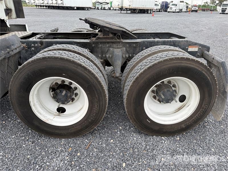 Freightliner Cascadia 125 Truck Tractor Units