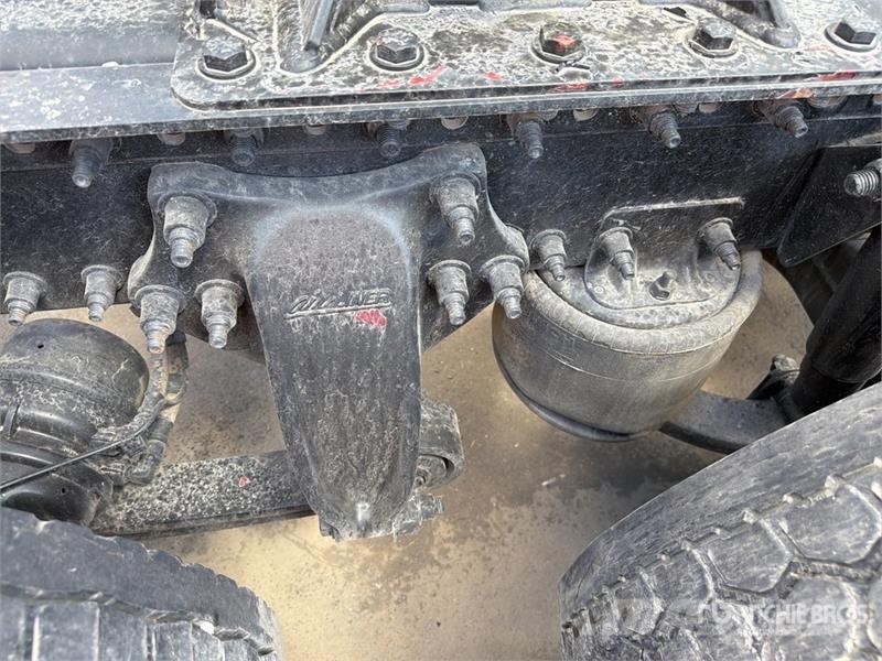 Freightliner Cascadia 125 6x2 Tractocamion con Dormitorio / T/A Cabezas tractoras