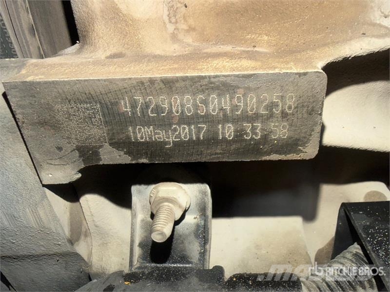 Freightliner Cascadia 125 6x4 Tractocamion con Dormitorio / T/A Nyergesvontatók