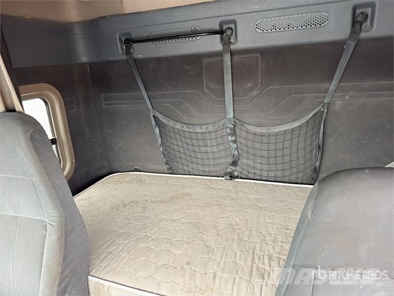 Freightliner Cascadia 125 曳引機組件