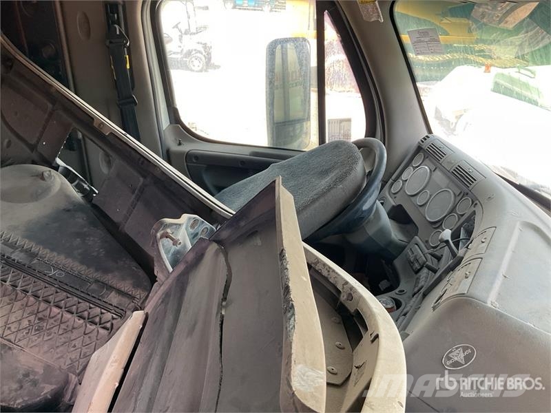 Freightliner Cascadia 125 Tractocamion con Dormitorio / T/A Sle Tractor Units