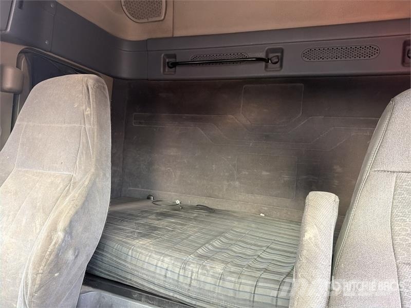 Freightliner Cascadia 125 6x4 Tractocamion con Dormitorio / T/A Sattelzugmaschinen