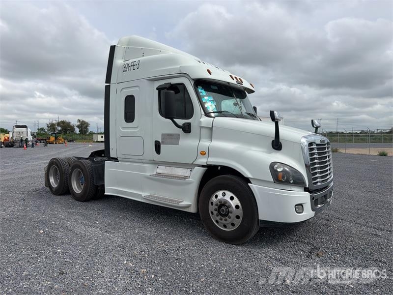 Freightliner Cascadia 125 曳引機組件