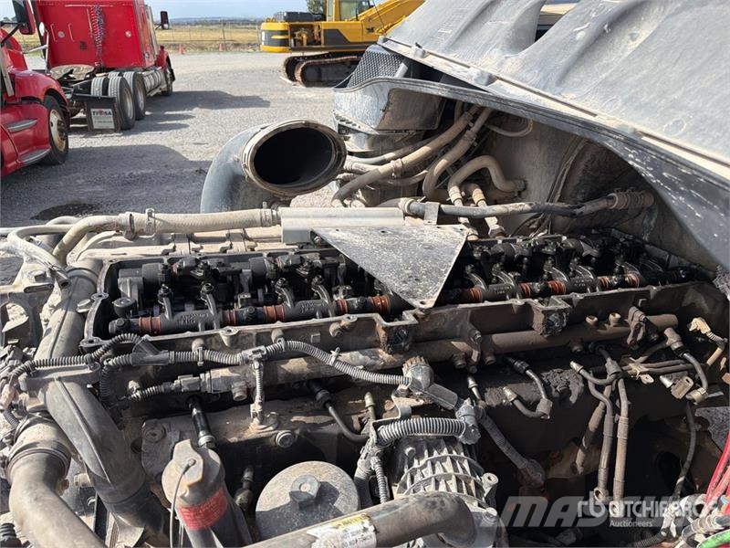 Freightliner Cascadia 125 Tractocamion con Dormitorio (INOPERAB Cabezas tractoras