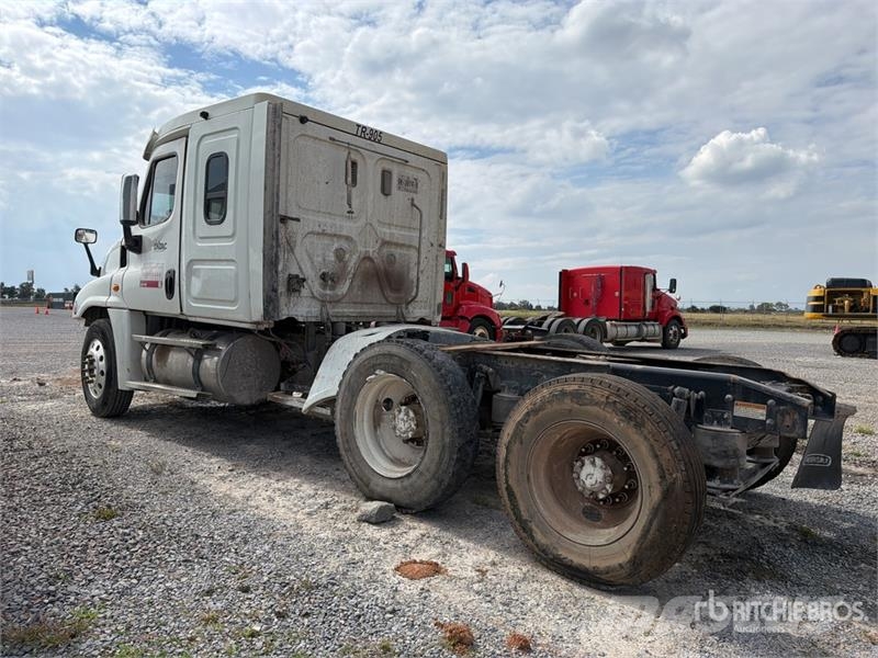 Freightliner Cascadia 125 Tractocamion con Dormitorio (INOPERAB Cabezas tractoras