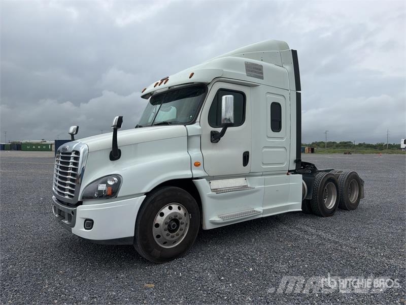 Freightliner Cascadia 125 Sadulveokid