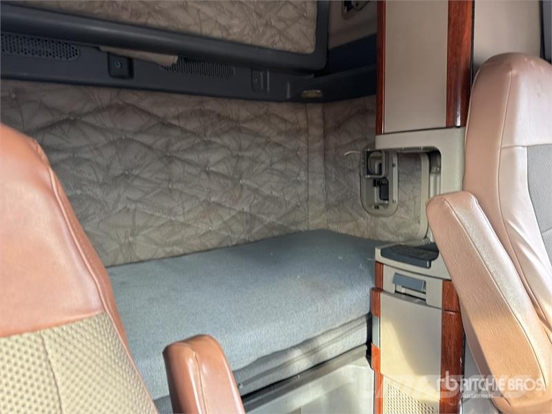 Freightliner Cascadia 125 6x4 Tractocamion con Dormitorio / T/A Sattelzugmaschinen