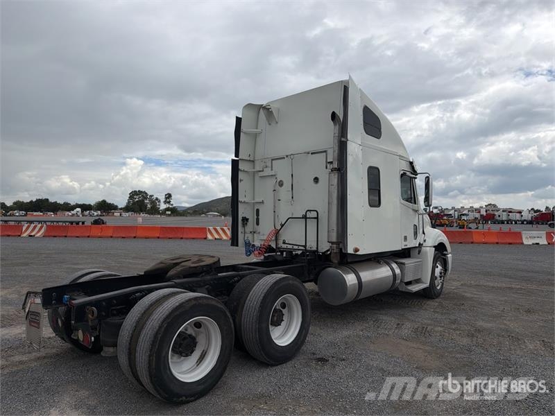 Freightliner Columbia 120 6x4 Tractocamion / T/A Sleeper Truck Sattelzugmaschinen
