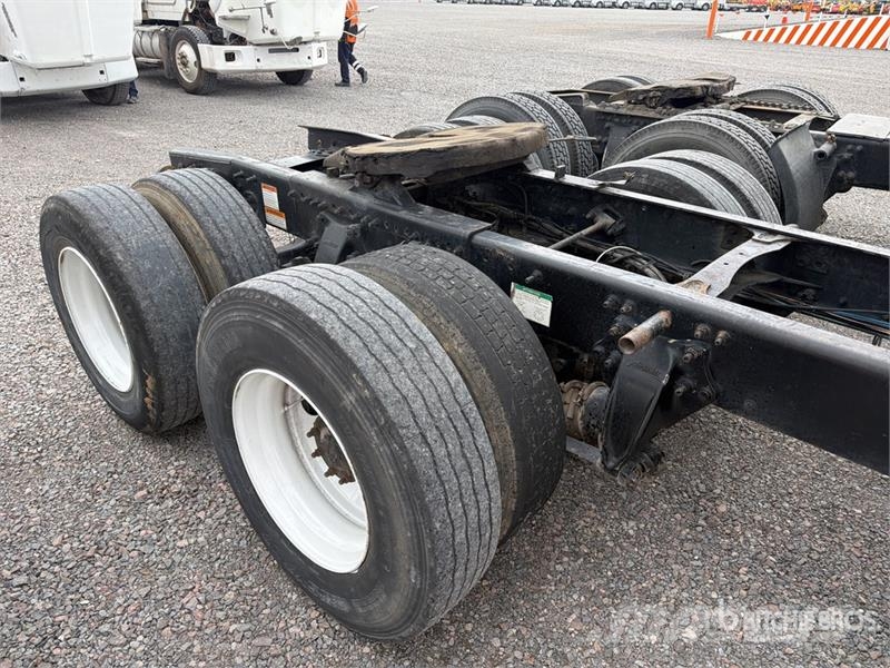 Freightliner Columbia 120 6x4 Tractocamion / T/A Sleeper Truck Sattelzugmaschinen