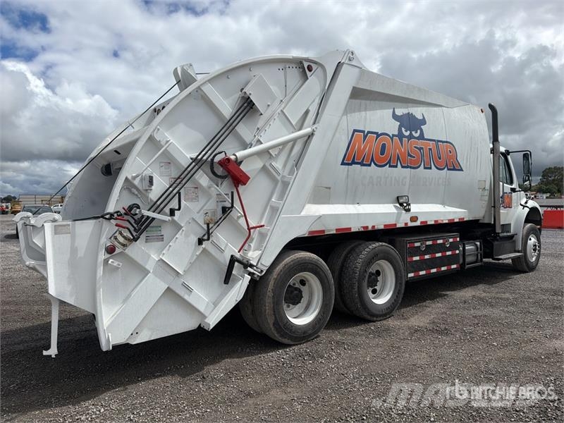 Freightliner M2 106 Camiones de basura