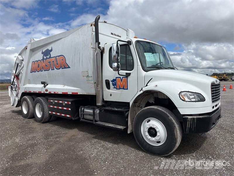 Freightliner M2 106 Camiones de basura