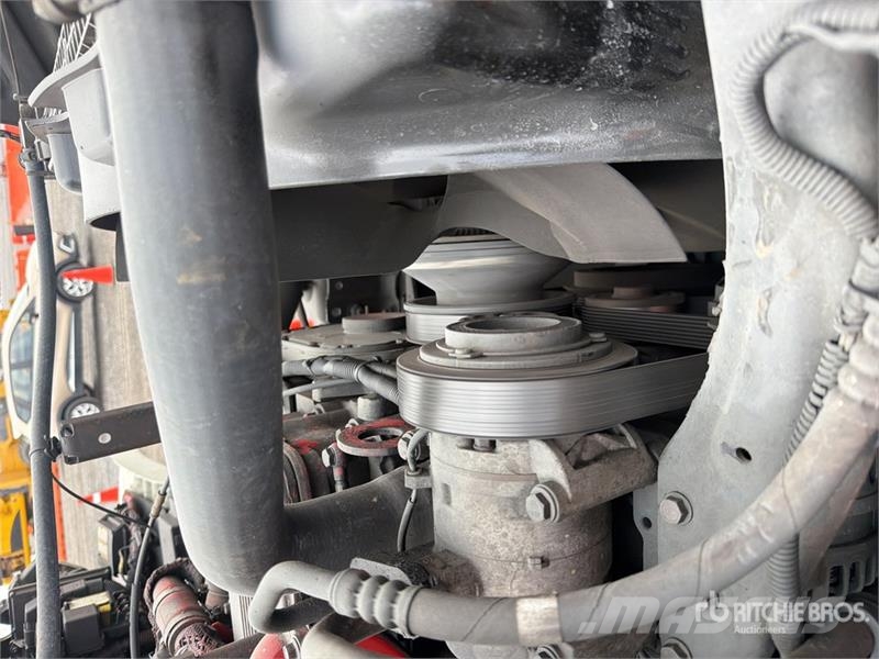 Freightliner M2 106 Camiones de basura