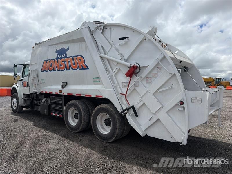 Freightliner M2 106 Camiones de basura