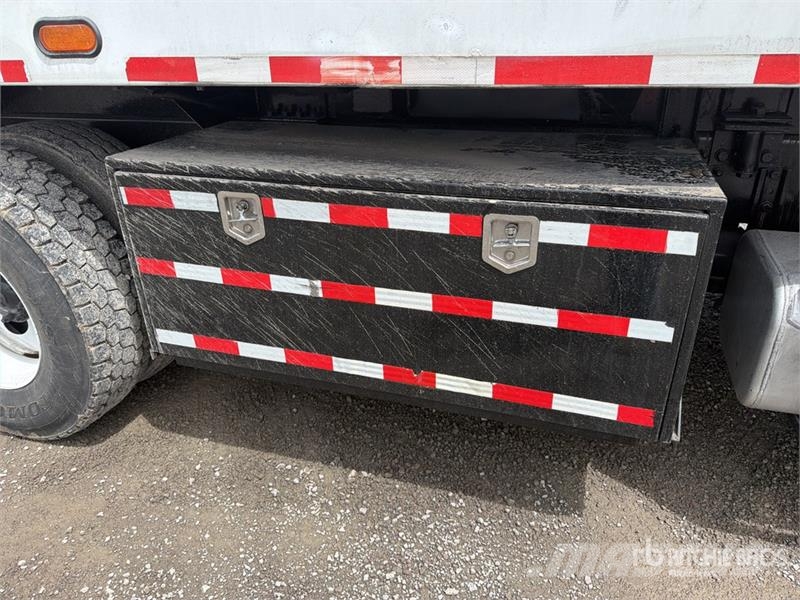 Freightliner M2 106 Camiones de basura