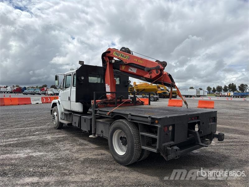 Freightliner PK9501 Knuckle Boom on Freightliner F70 4x2 Extend Kraanaga veokid