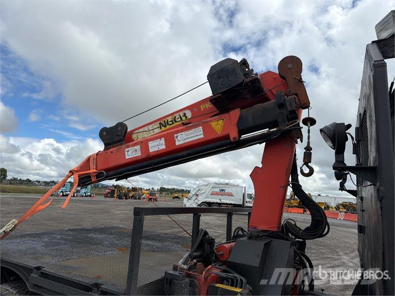 Freightliner PK9501 Knuckle Boom on Freightliner F70 4x2 Extend Kraanaga veokid