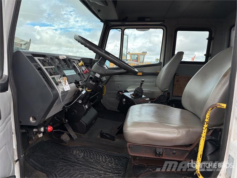 Freightliner PK9501 Knuckle Boom on Freightliner F70 4x2 Extend Kraanaga veokid