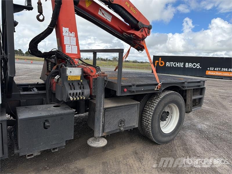 Freightliner PK9501 Knuckle Boom on Freightliner F70 4x2 Extend Kraanaga veokid