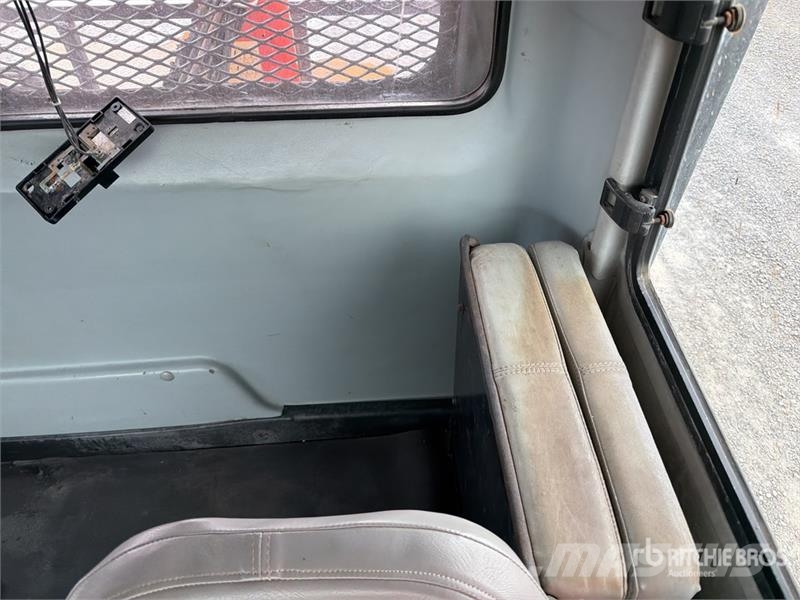 Freightliner PK9501 Knuckle Boom on Freightliner F70 4x2 Extend Kraanaga veokid
