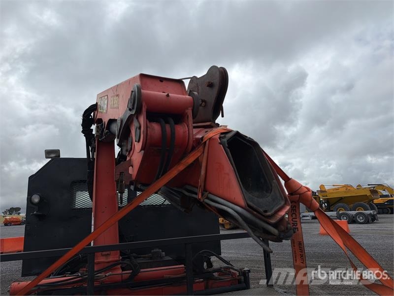 Freightliner PK9501 Knuckle Boom on Freightliner F70 4x2 Extend Kraanaga veokid