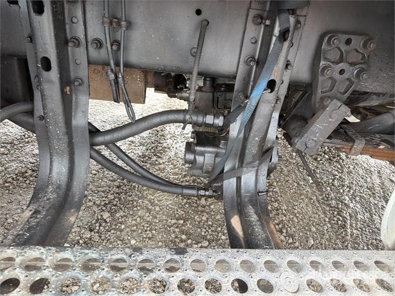 Freightliner PK9501 Knuckle Boom on Freightliner F70 4x2 Extend Kraanaga veokid