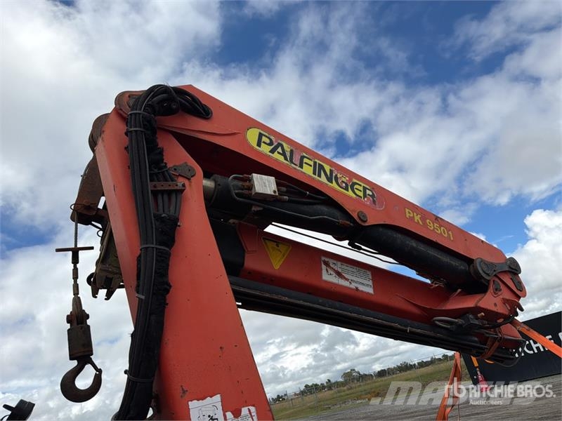 Freightliner PK9501 Knuckle Boom on Freightliner F70 4x2 Extend Kraanaga veokid